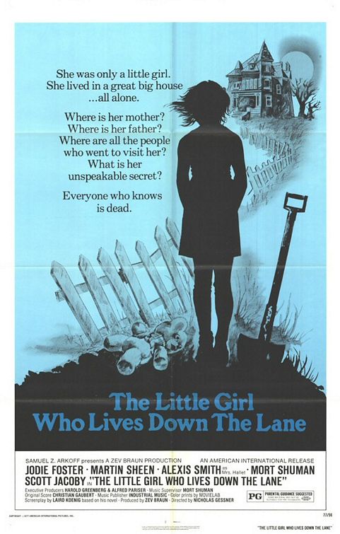 Imagem do Poster do filme 'A Menina do Outro Lado da Rua (The Little Girl Who Lives Down the Lane)'