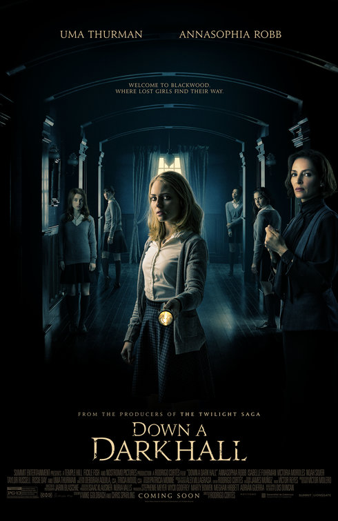 Imagem do Poster do filme 'Por um Corredor Escuro (Down a Dark Hall)'